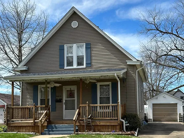 46 N 8th Ave, Canton, IL 61520