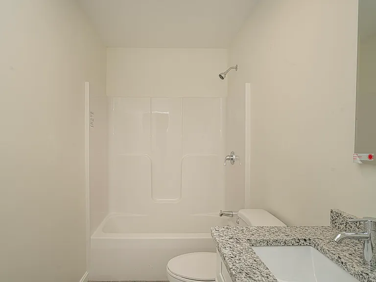 984 Sharon St #304 — Photo 4