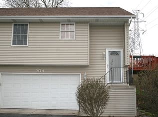 204 Vista Ct #204, Minooka, IL 60447