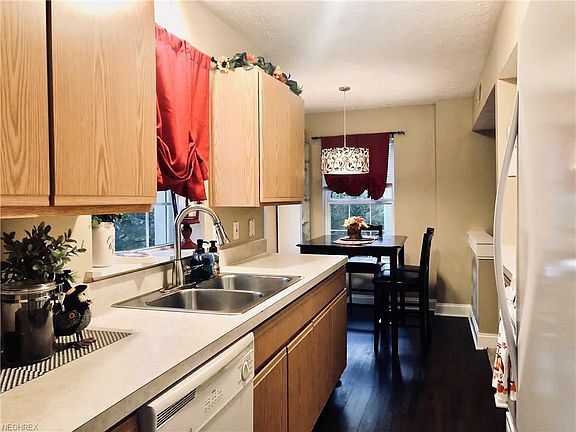 5th image of 5150 Whispering Oaks Blvd APT C2