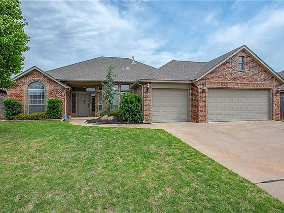 2nd image of 1805 NW 163rd Cir