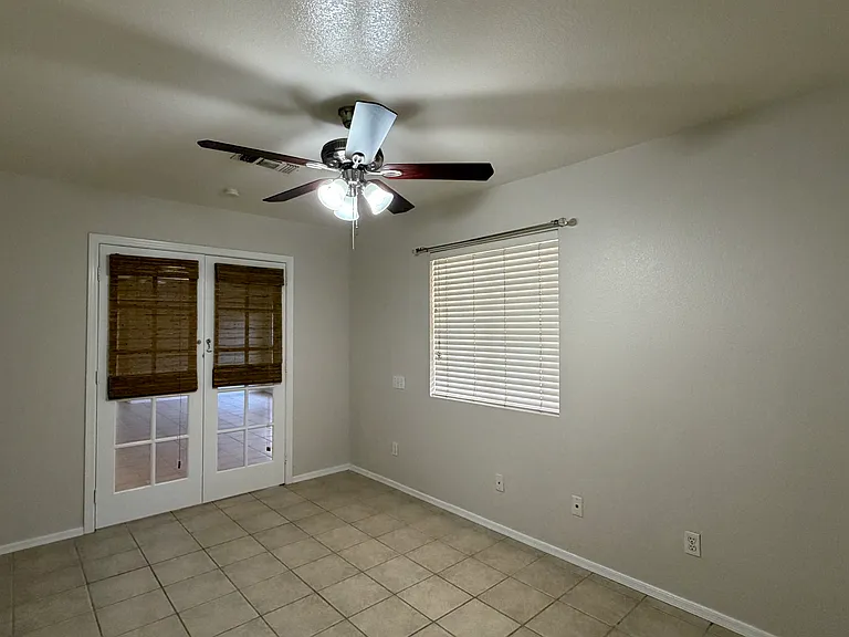 Den has privacy shades to convert to Bedroom #3