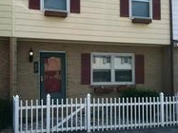 15 Jigsaw Pl #1, Winchester, VA 22601