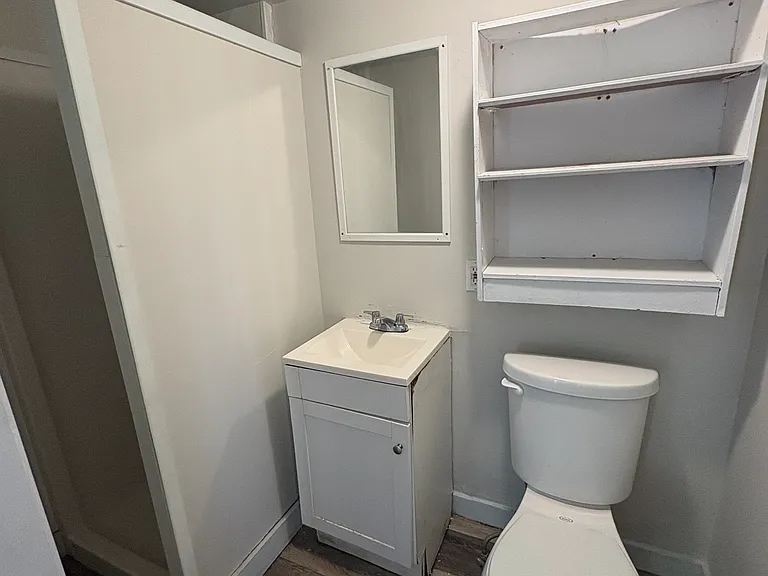 394 Langlois Ave #M — Photo 4