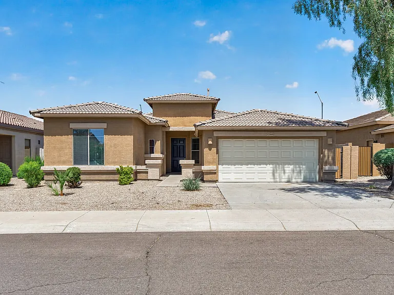 17846 W Buckhorn Dr — Photo 14