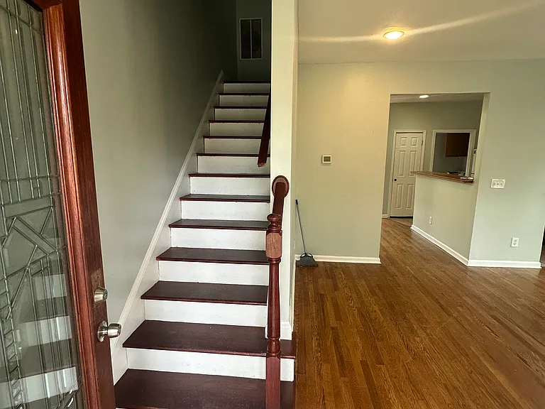 364 Oliver St NW — Photo 8