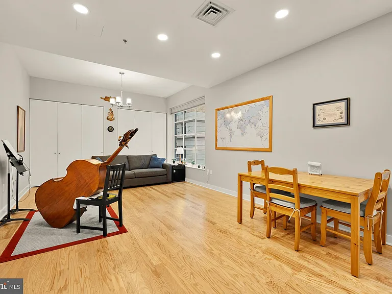675 E St NW #350 — Photo 13