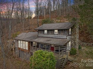 1040 Oak Ridge Ln, Mars Hill, NC 28754