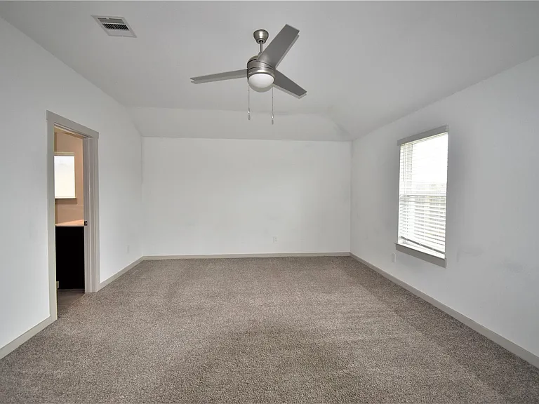 4023 Yonkers Valley Ln — Photo 14