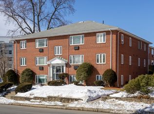 186 Lexington St APT 3, Watertown, MA 02472
