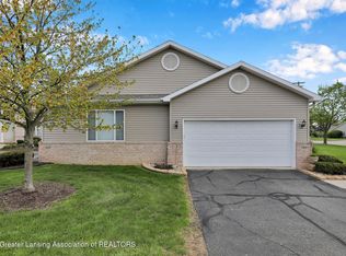 1441 Weatherhill Ct, East Lansing, MI 48823