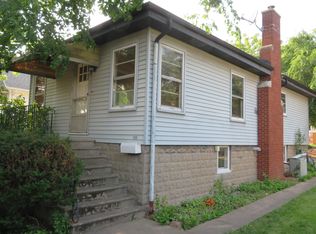 711 Moen Ave, Rockdale, IL 60436