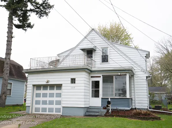 1339 Garfield Ave NW, Grand Rapids, MI 49504