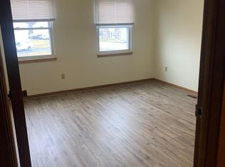 7400 Golden Springs Dr, Columbus, OH 43235