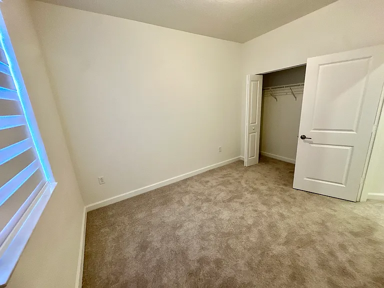 2867 SE 25th Ter — Photo 43