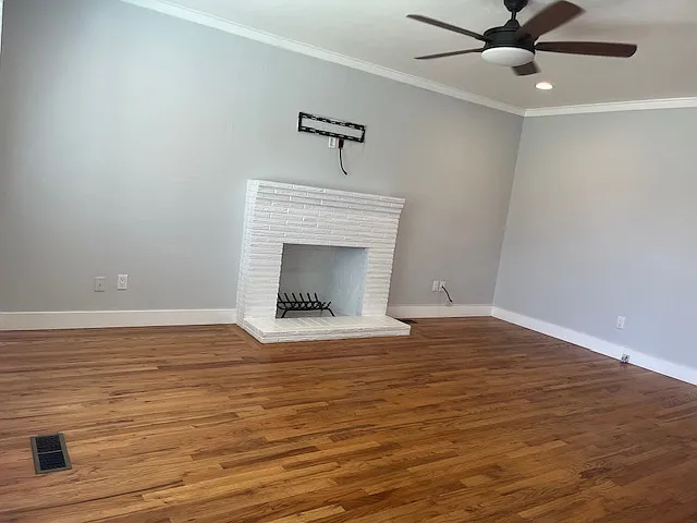 817 S California St — Photo 2