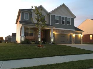 915 Settlers Walk, Brownsburg, IN 46112