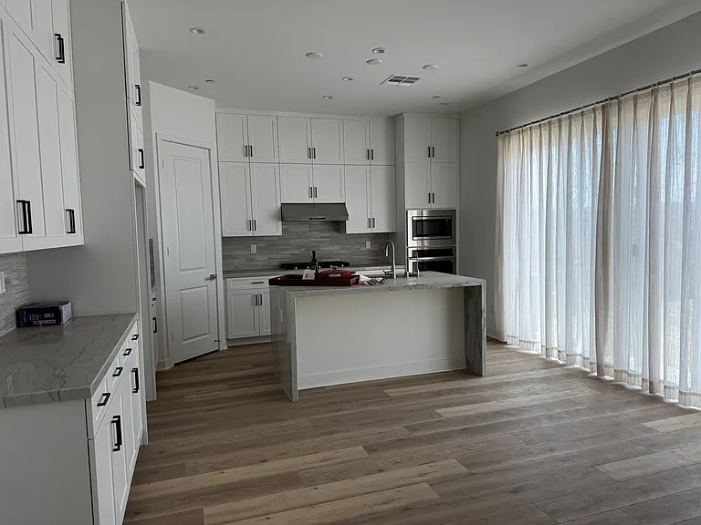 22052 Portofino Dr — Photo 8