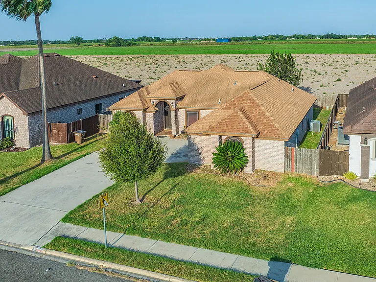 3818 Oregon Dr — Photo 14