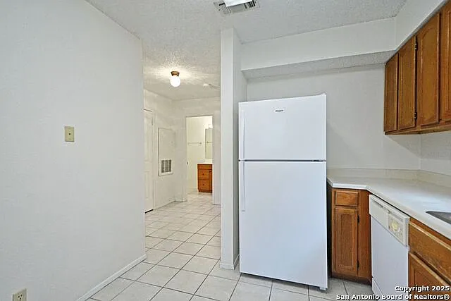 663 Floral Ave #A3 — Photo 8