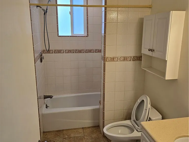 25317 Avenida Ronada — Photo 21