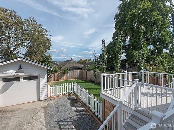 4th image of 3820 Burke Avenue N