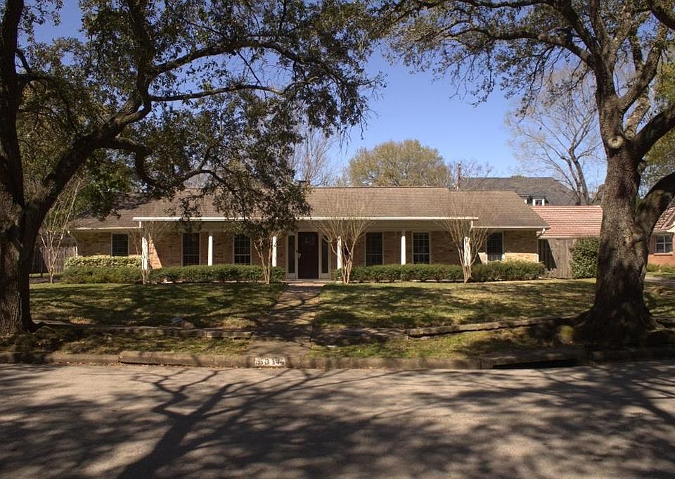1st image of 5014 Braesvalley Dr