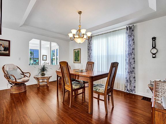 4th image of 2141 SW 51st Court