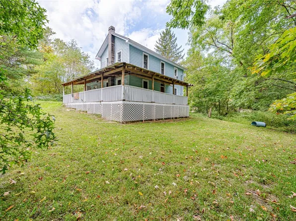 3906 State Route 130, Stahlstown, PA 15687