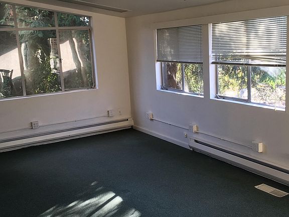 3rd image of 636 Lake Washington Blvd E