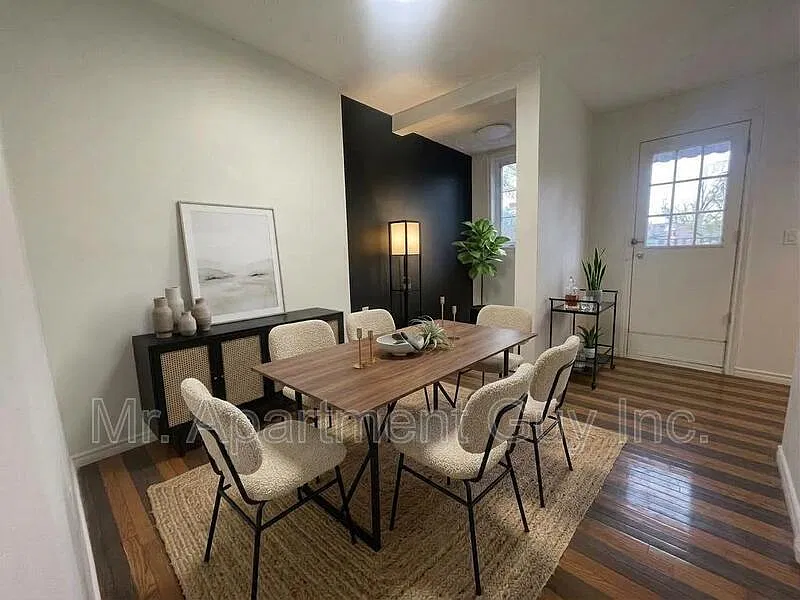 69 Victoria Ave N #3