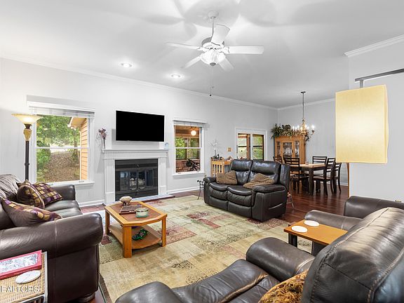3rd image of 113 Blue Ridge Ct