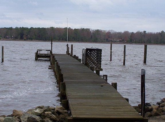 4th image of 35 Beach Dr