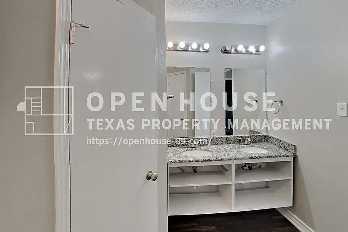 833 Harvest Glen Dr — Photo 13