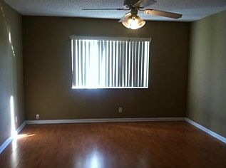1st image of 436 Lakeview Dr APT 103