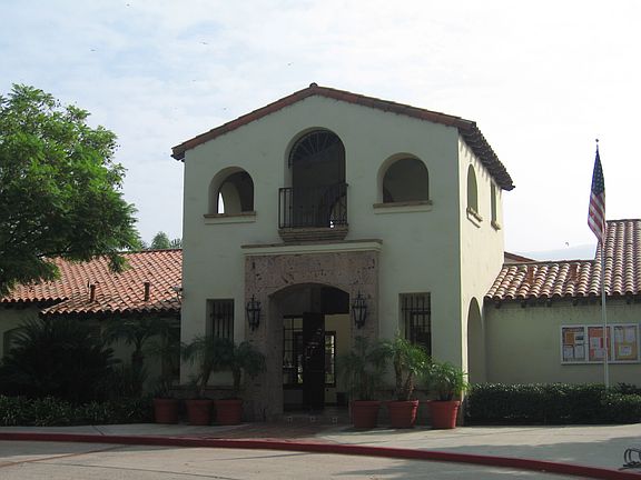 2nd image of 25890 Iris Ave Unit C