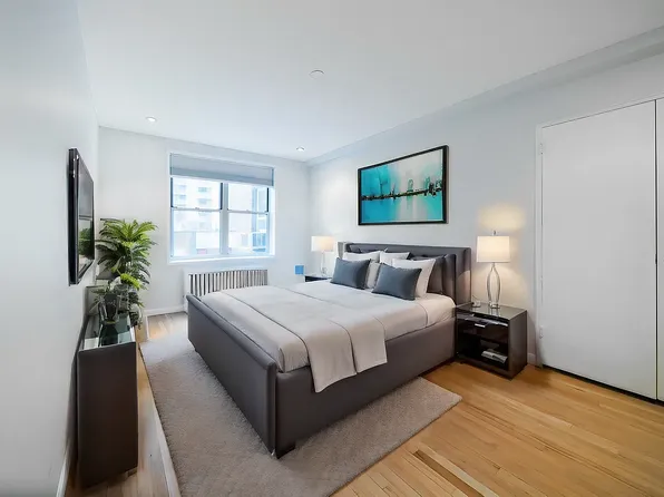 302 East 88th Street image 5 of 15