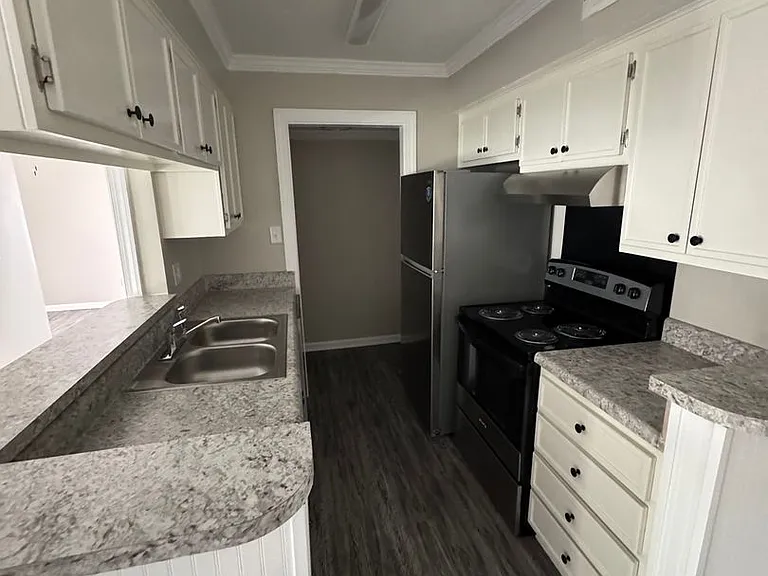 207 New Petersburg Dr — Photo 12