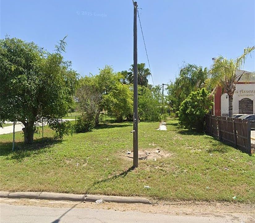 2nd image of 2507 E Datil Ave