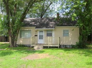 3301 Vermont Pl, South Bend, IN 46619