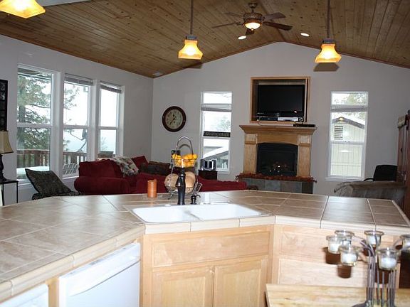 2nd image of 558 Buckthorn Dr