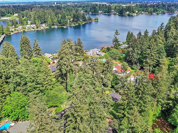 3rd image of 10212 Interlaaken Dr SW
