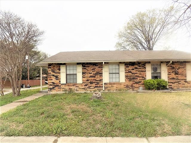 1st image of 2921 Nelson Dr