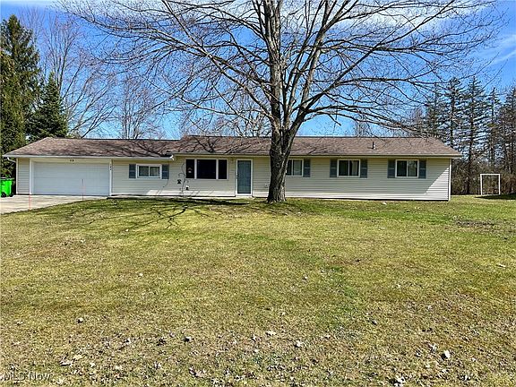 3rd image of 103 N Oakmont Dr