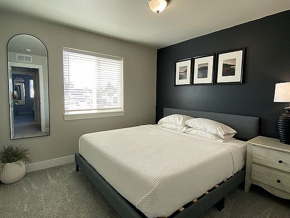 2nd image of 377 Jeremy Ln #377