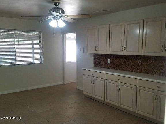 3rd image of 3135 E Desert Cove Ave