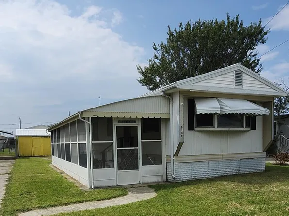 8146 Sea Shell Dr, Chincoteague, VA 23336