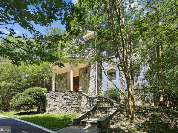11720 Glen Ct, Rockville, MD 20854