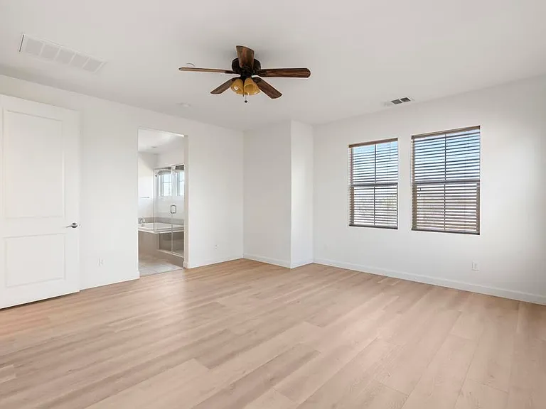 6820 Lopez Canyon Way — Photo 23