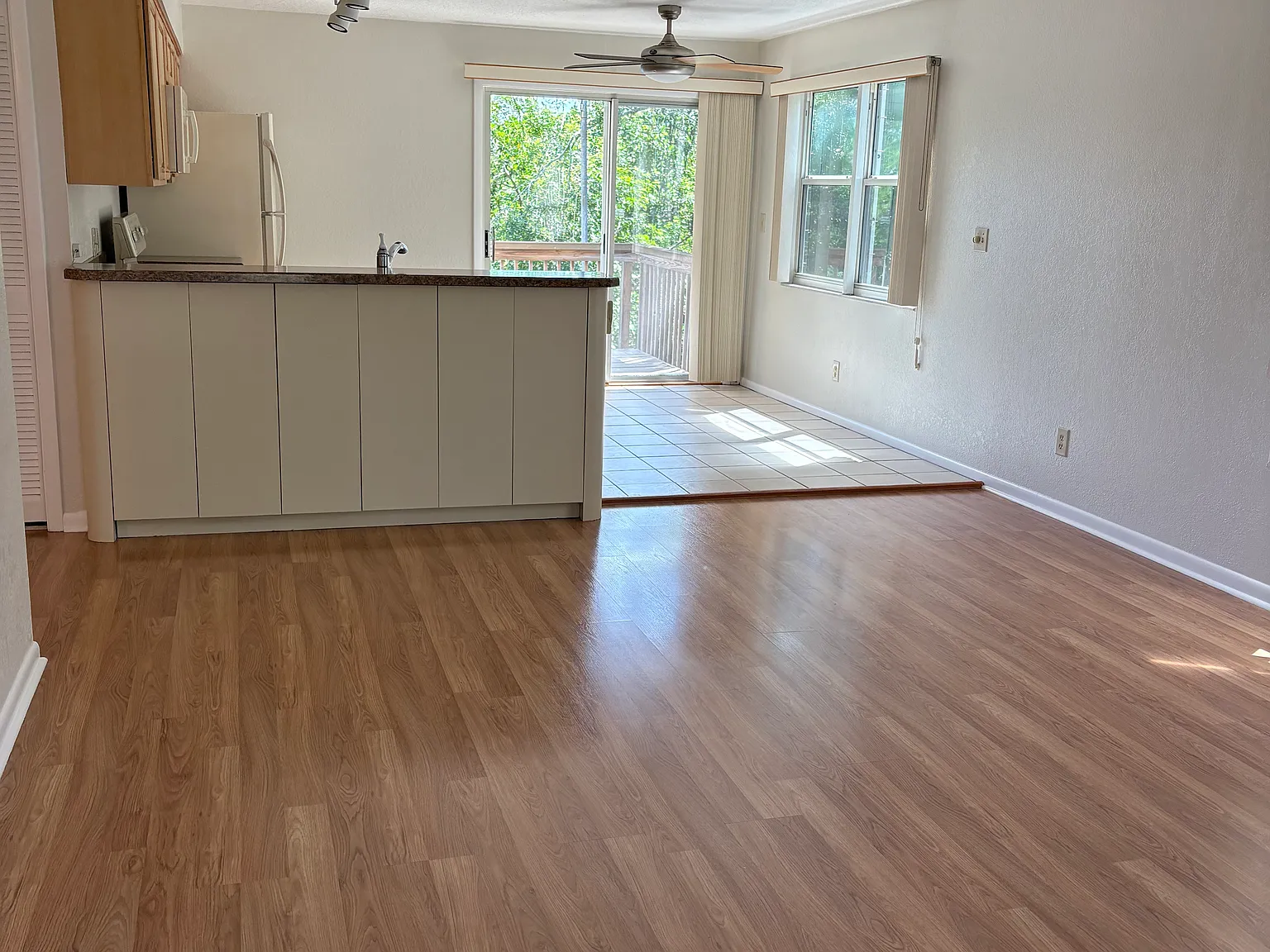 2 bed, 900 sqft, $1,700 — Photo 4